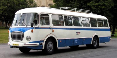 csad trebic stary autobus